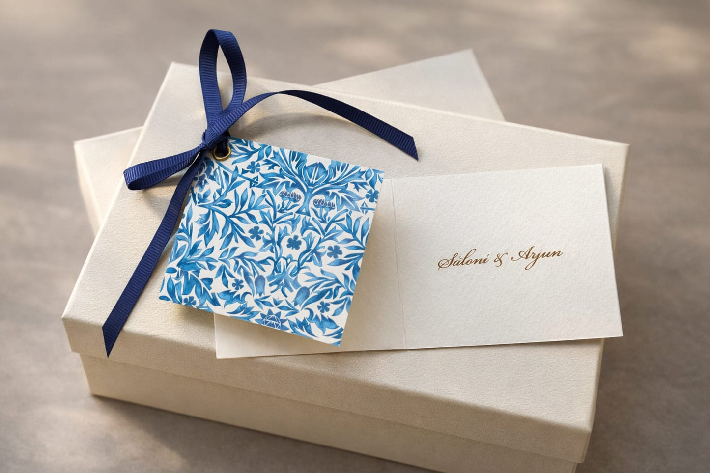 Bird nouveau Folded Tag