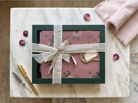 Victorian Merlot Personalized Gift Set